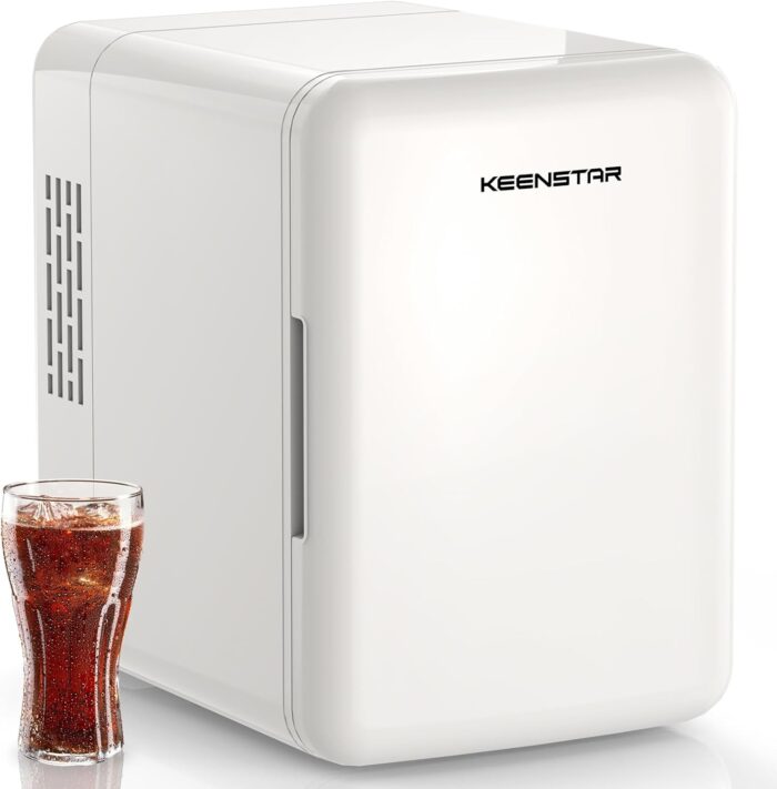 Simple Mini Fridge, Provide Compact Storage for Skincare